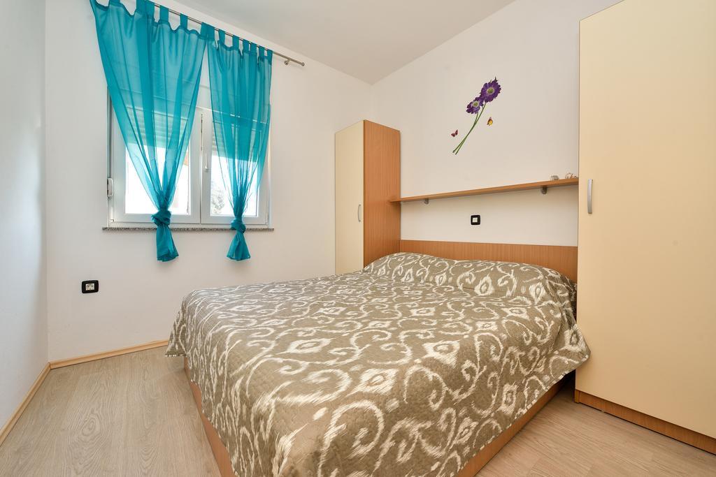 Apartments Nika & Karla 比比涅 外观 照片