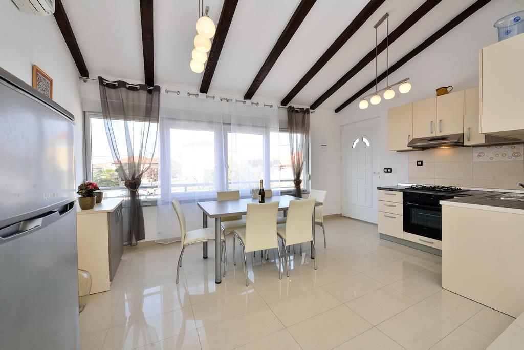 Apartments Nika & Karla 比比涅 外观 照片