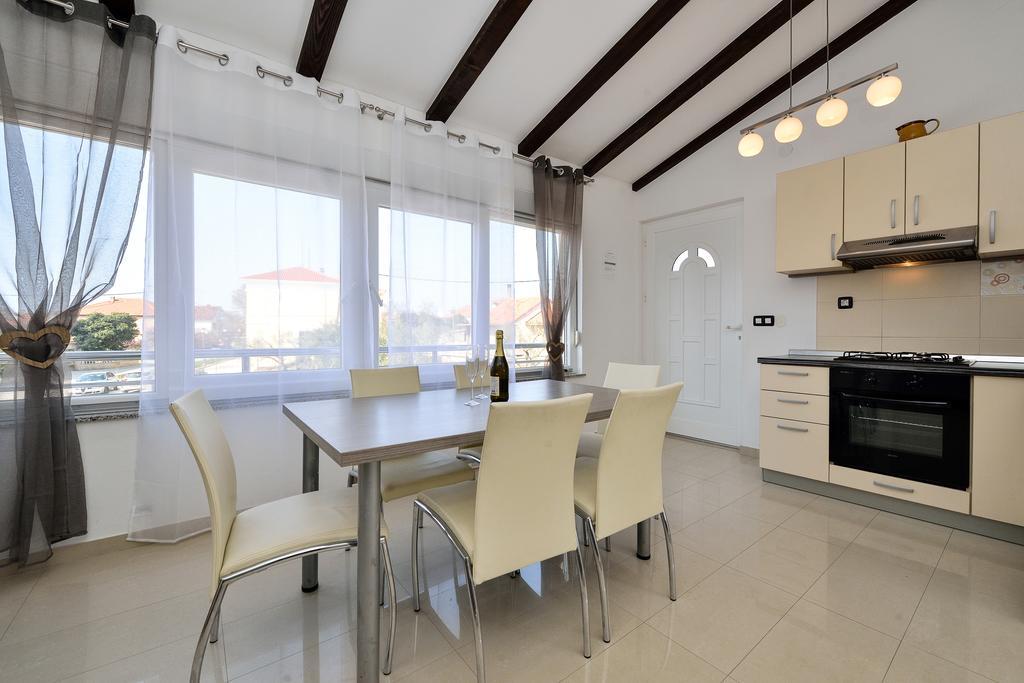 Apartments Nika & Karla 比比涅 外观 照片